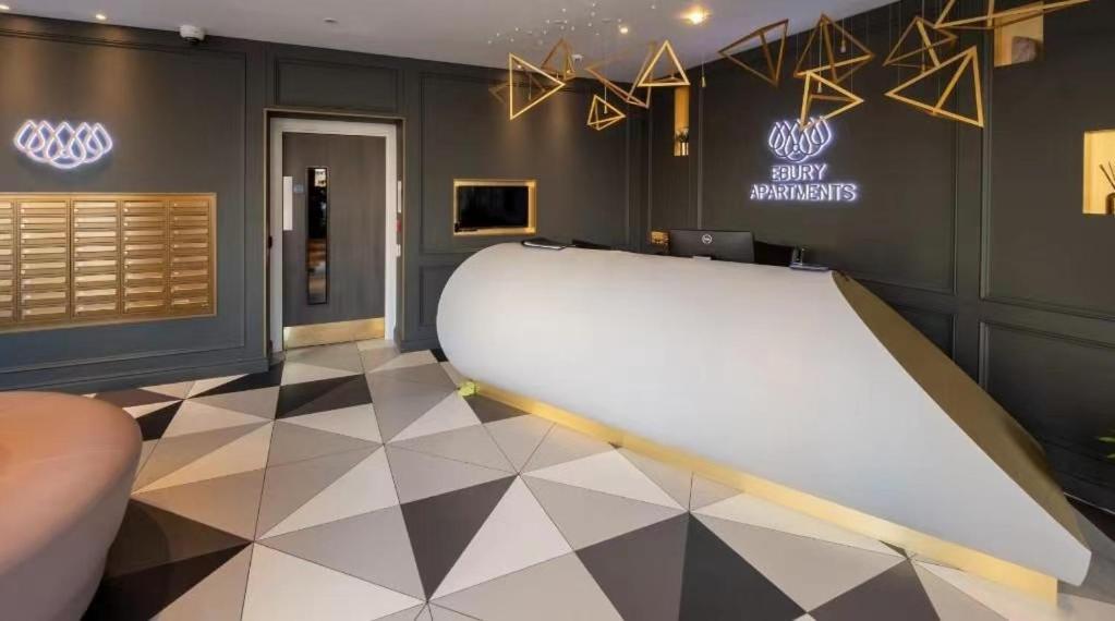 Stunning, Spacious With A Balcony Apartment